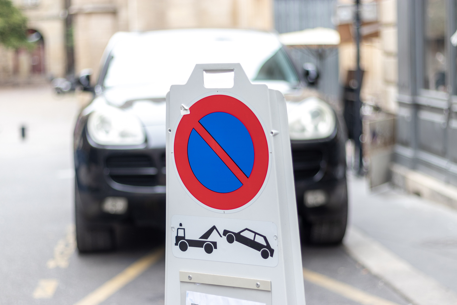 Comment obtenir une autorisation de stationnement pour un déménagement à Lille ?